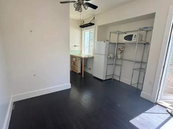 419 S Guadalupe Ave, Redondo Beach, CA 90277