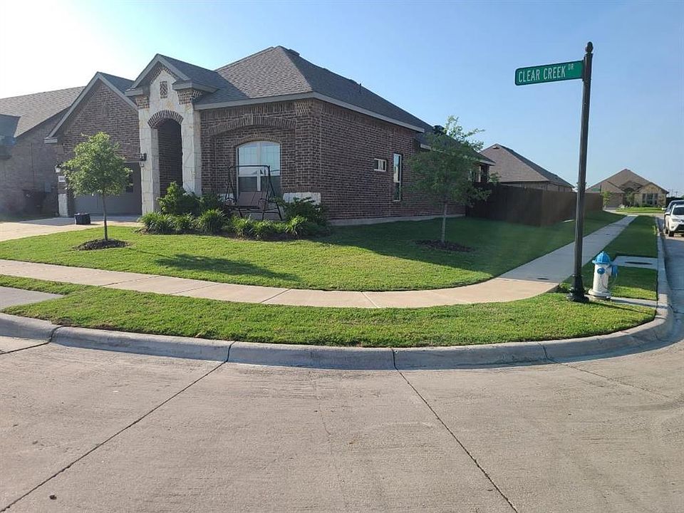 1st image of 3224 Clear Creek Dr
