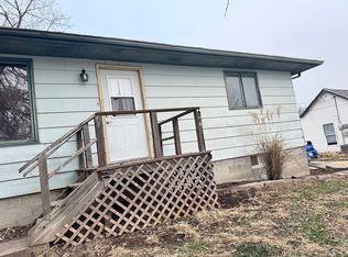 1506 Bell St, Beatrice, NE 68310