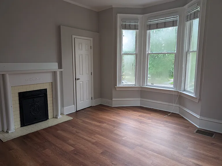 1907 Pendleton St — Photo 15