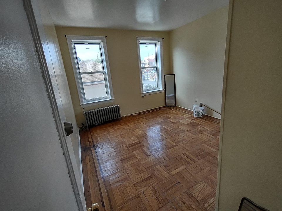 2nd image of 9423 Avenue A