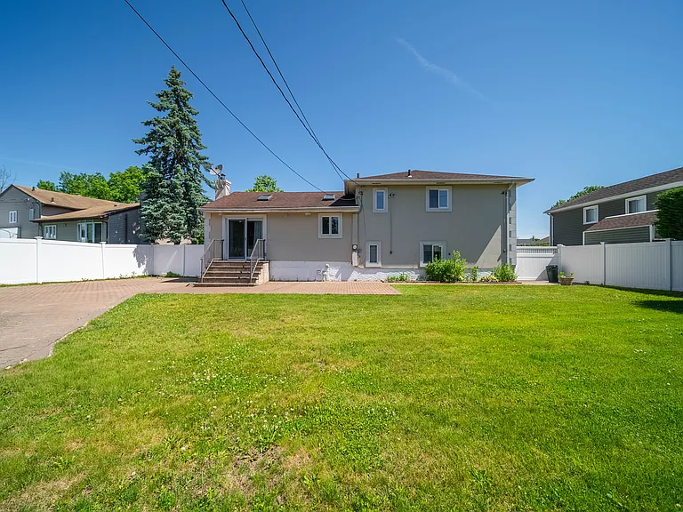 6 Manor Dr — Photo 23