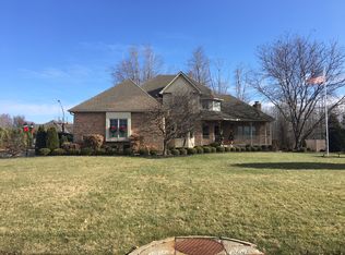 1525 Pimlico Dr, Austintown, OH 44515