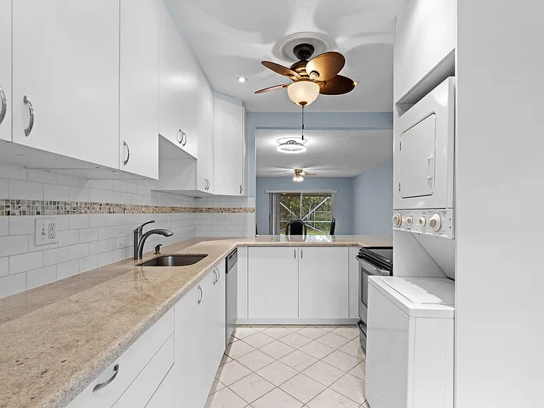 8555 Bella Vista Dr #86 — Photo 9