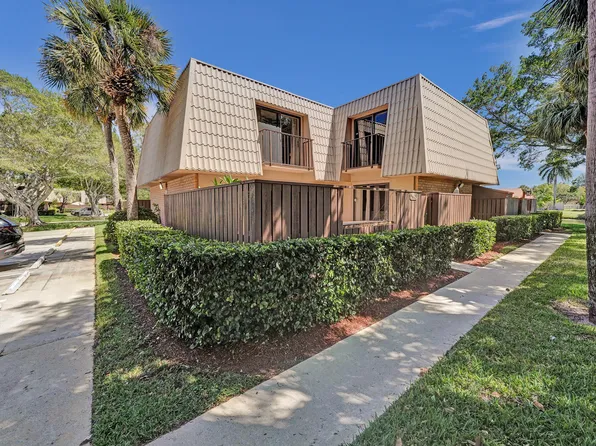 5623 56th Way, West Palm Beach, FL 33409