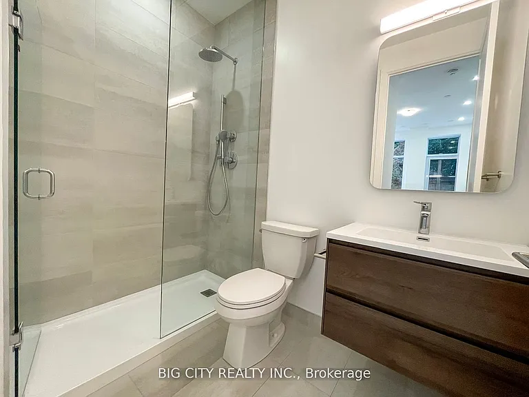 800 Broadview Ave #102 — Photo 8
