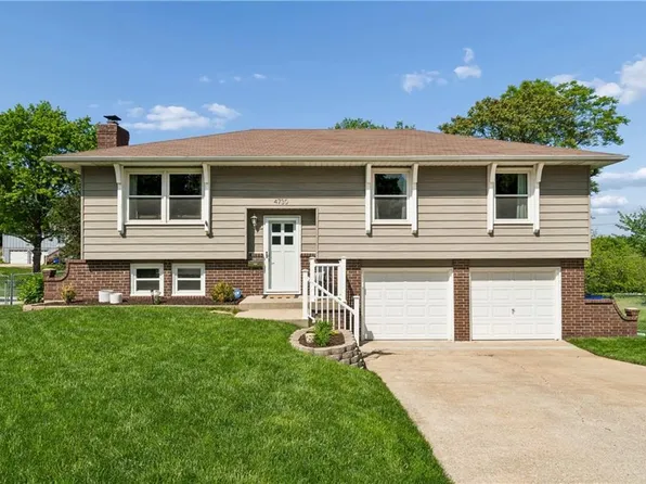 4730 Lucille Ln, Shawnee, KS 66203