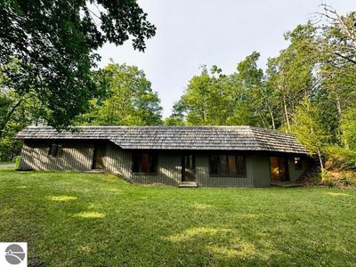 2318 W Sunset Dr, Roscommon, MI, 48653