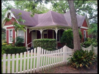 5100 Church St, Chappell Hill, TX, 77426