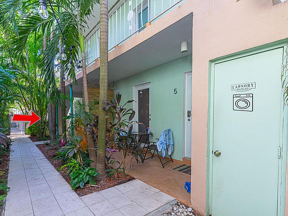 4th image of 1117 MERIDIAN Avenue #7-1117