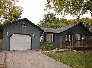 9931 E Crain Hill Rd, Traverse City, MI 49684