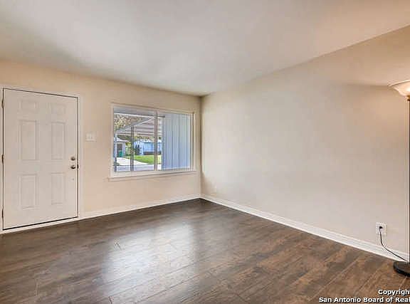 2nd image of 479 Hub Ave