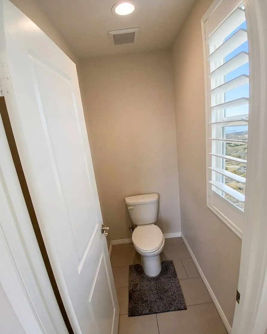 4 bed, 3184 sqft, $8,495 — Photo 3