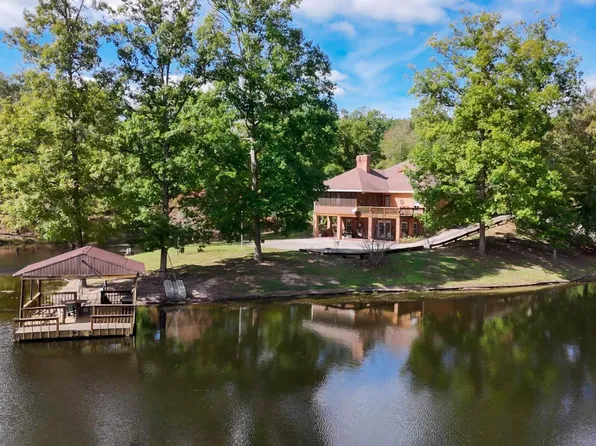 224 Walnut Rd, Danville, VA 24541