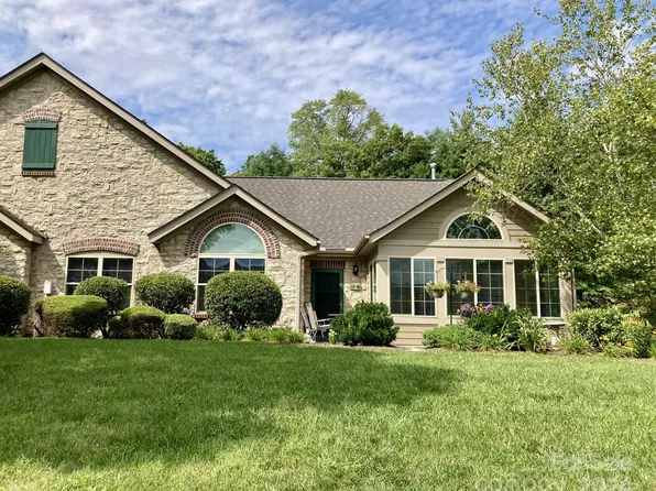 2 Rock Knob Trl, Swannanoa, NC 28778