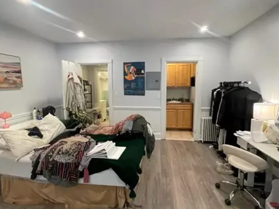 465 Beacon St #1