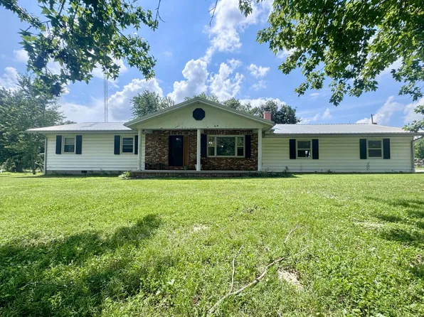1023 County Highway 1, Fairfield, IL 62837