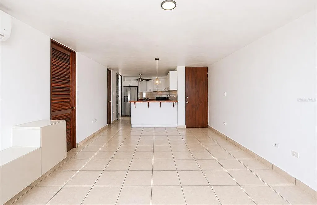 3 bed, 2.5 bath, 1574 sqft, $1,900 — Photo 4
