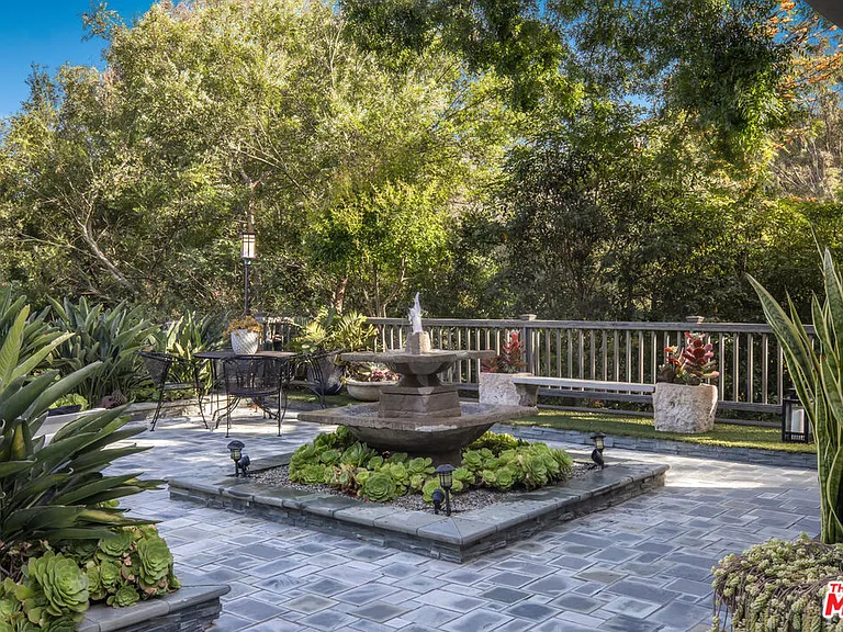 7770 Firenze Ave — Photo 22