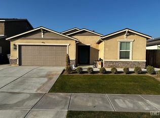 5918 Esmerelda Ave, Bakersfield, CA 93313