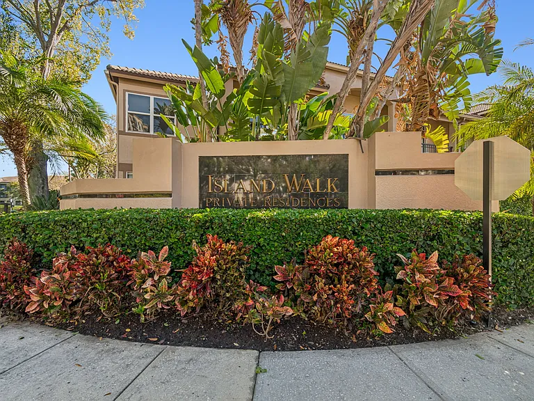 1010 Normandy Trace Rd — Photo 37