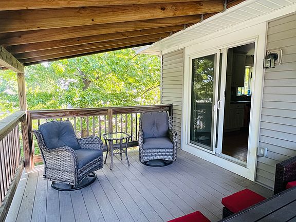 3rd image of 15 Abigail Ave #15