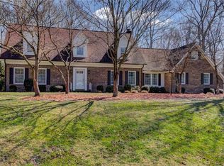 113 Forest View Dr, Mount Airy, NC 27030
