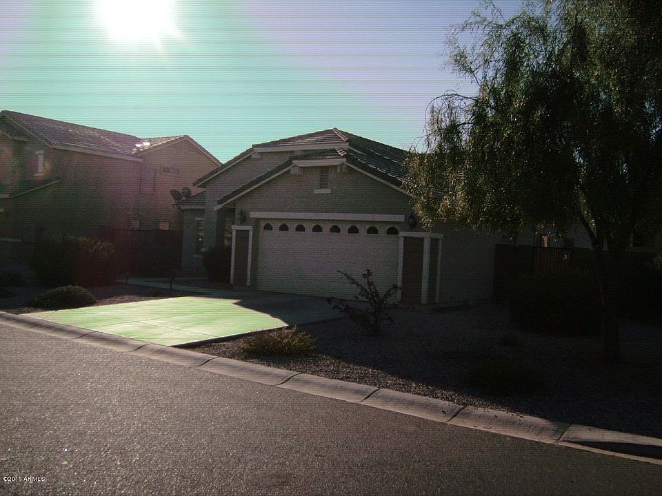 2nd image of 1947 W Quick Draw Way