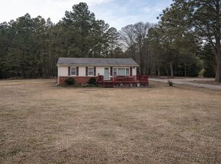 3055 Fletcher Chapel Rd, Kenbridge, VA 23944