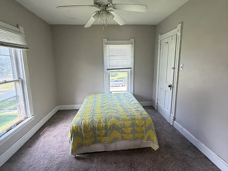 914 Washington St #2 — Photo 3