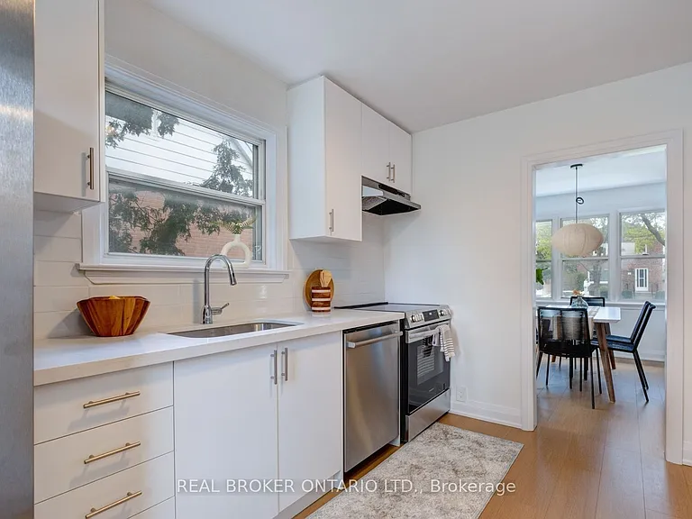 40 Stamford Sq N — Photo 11