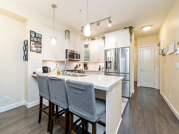 5th image of 8558 202b St #303