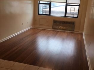 8815 168th St APT 4M, Jamaica, NY 11432