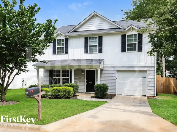 1909 Allyson Ave, Greensboro, NC 27405
