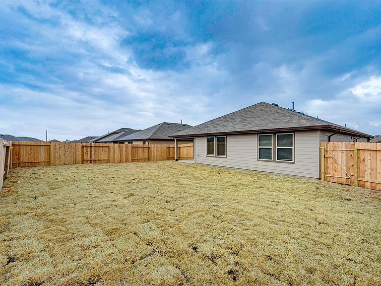 1710 Goose Island Ln — Photo 48