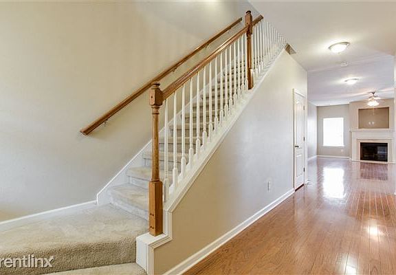 2nd image of 85 Highland Pointe Cir E