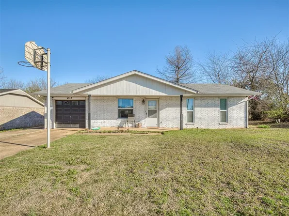 705 Willis St, Noble, OK 73068