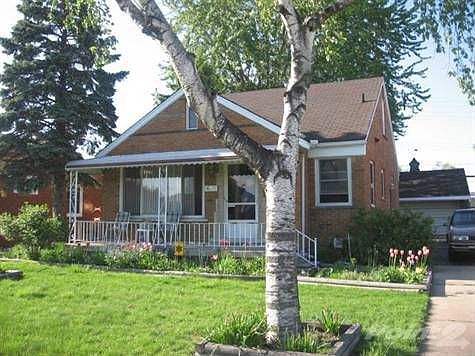 2nd image of 18277 Holland Ave