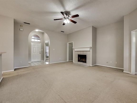 3rd image of 7524 Juliet Ln