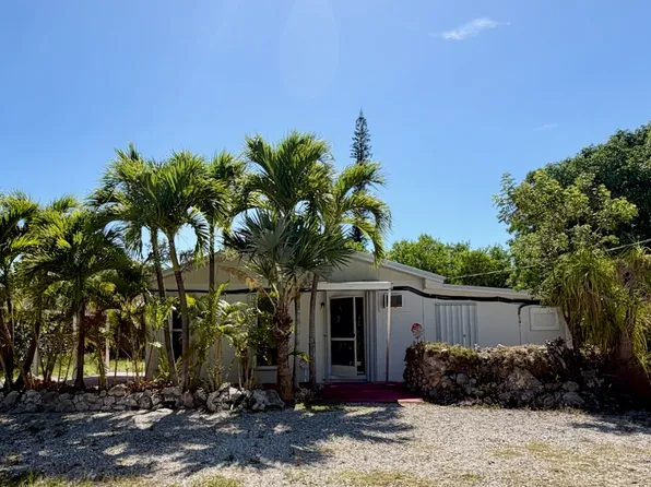 350 E Sandy Cir, Big Pine Key, FL 33043