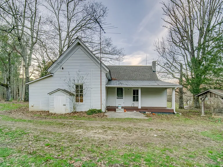 1290 Reavis Mountain Rd — Photo 32