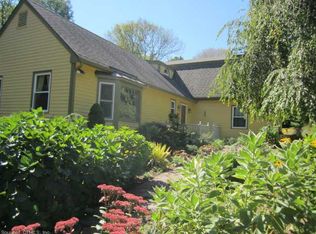 105 Elm St, Guilford, CT 06437