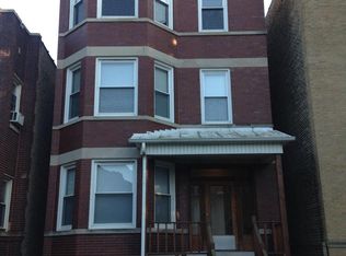2475 W Pensacola Ave, Chicago, IL 60618