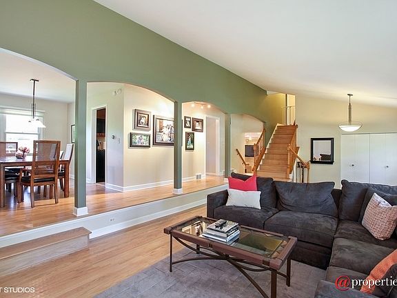 Living Room / Dining Room