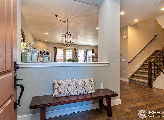 4th image of 2902 Casalon Cir