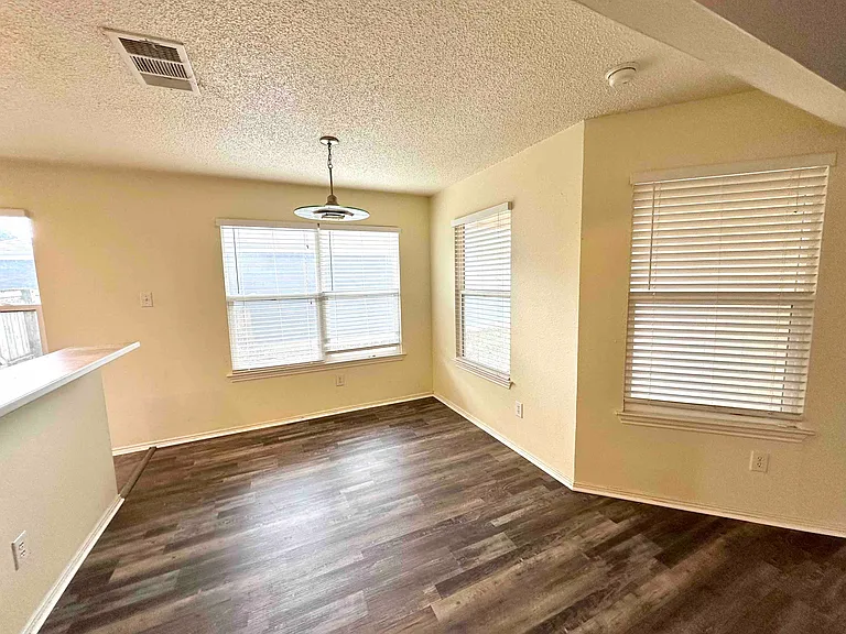 5934 Kevin Kelly Pl — Photo 3