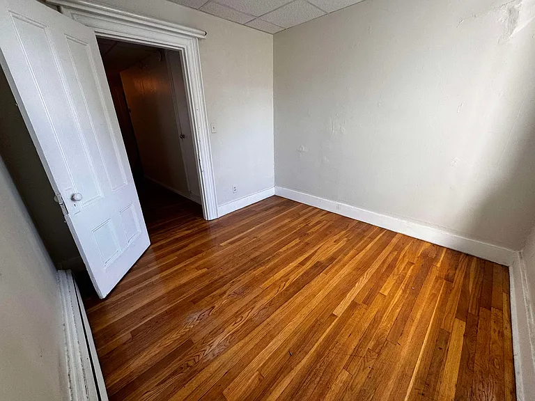 179.5 Harvard St #3-5 — Photo 17