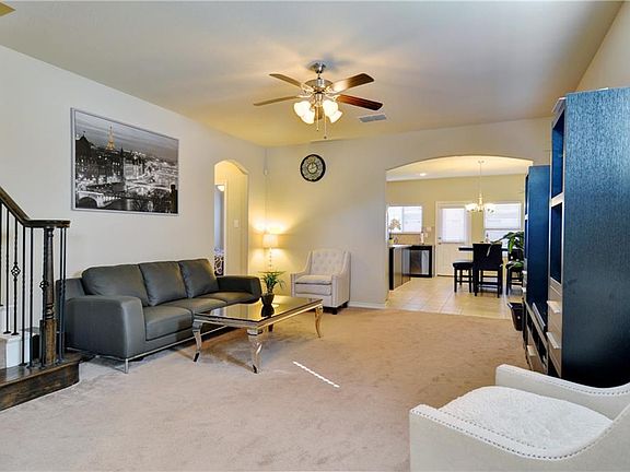 4th image of 5613 Thunder Bay Dr