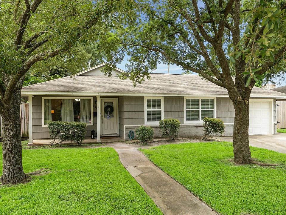 1st image of 2327 Saxon Dr