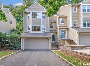 143 Governor Trumbull Way #143, Trumbull, CT 06611